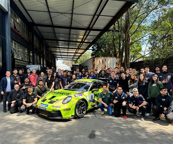 FEI e Porsche Cup Brasil se unem para debates sobre principais tendências e desafios das corridas esportivas