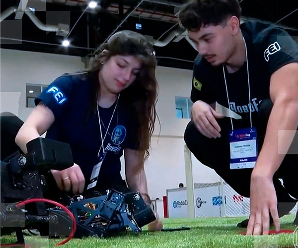 Equipe ROBOFEI se destaca em entrevista para o Jornal Nacional, na Rede Globo
